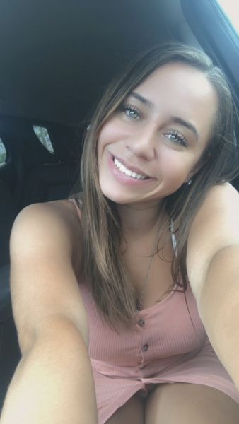 Sex seznamka, Ona hled jeho - Roztomil dvka hled ptelskho partnera, 27 let, kraj: Jihomoravsk