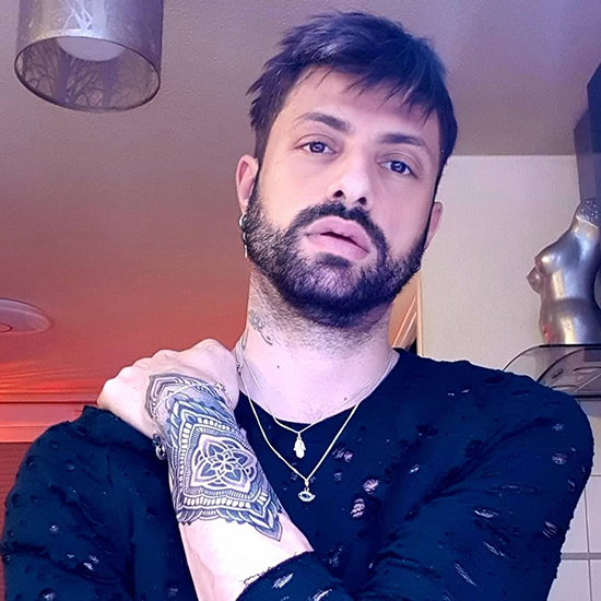 Sex seznamka, On hled jeho - Hledm partnera pro sex, 33 let, kraj: Hl. m. Praha