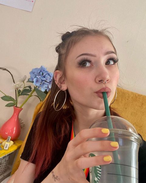 Sex seznamka, Ona hled jeho - Nkdy se tak chce jen si popovdat s nkm, 24 let, kraj: Pardubick