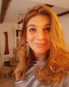 Sex seznamka, Ona hledá jeho - Jsem předoperační transsexuálka, hledám muže, 27 let, kraj: Hl. m. Praha