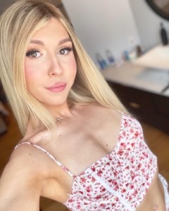 Sex seznamka, Ona hledá jeho - Jsem transsexuálka, hledám porozumění a potěšení, 24 let, kraj: Hl. m. Praha