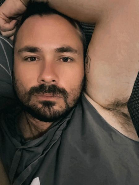 Sex seznamka, On hled jeho - Hledm mue pro setkn bez zvazk, 32 let, kraj: Libereck