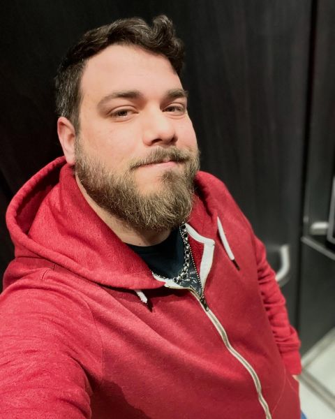 Sex seznamka, On hled jeho - Jmenuji se Bohumil a hledm mue pro setkn, 31 let, kraj: Hl. m. Praha