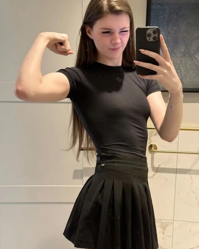 Sex seznamka, Ona hled jeho - Ahoj, jsem transsexulka a hledm mue, 26 let, kraj: Hl. m. Praha