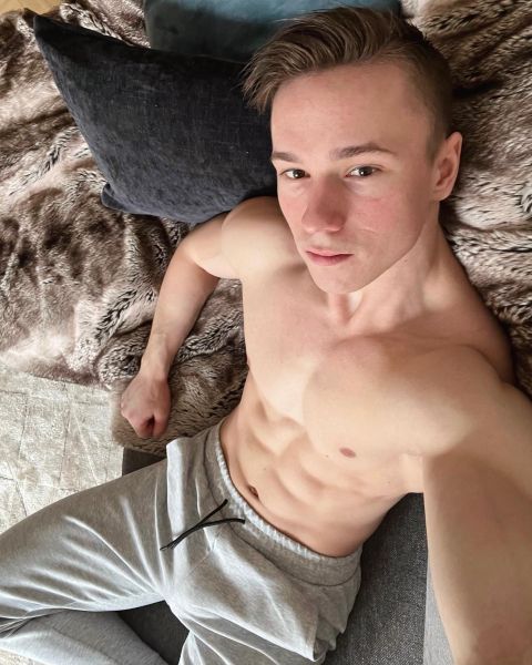 Sex seznamka, On hled jeho - Hledm pjemnou spolenost pro nezvazn setkn, 30 let, kraj: Moravskoslezsk