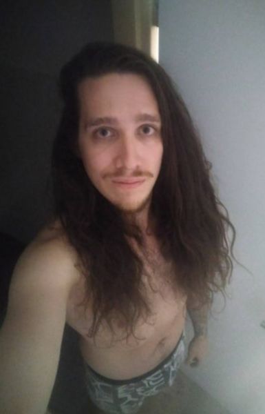 Sex seznamka, On hled jeho - Sub, pasiv, bi, slave, foot, 26 let, kraj: Plzesk