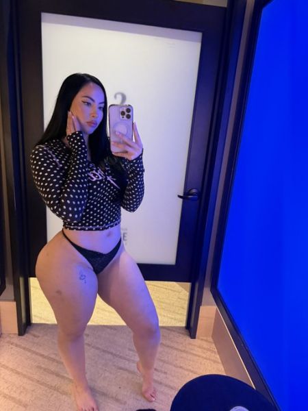 Sex seznamka, Ona hled jeho - Erotick mas, 26 let, Prague