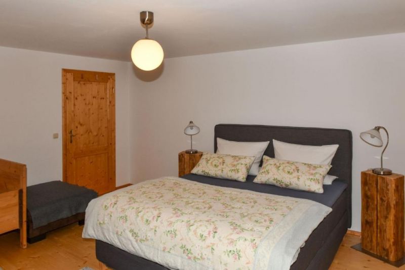 Sex seznamka, On hled� ji - Man�elka na gangbang/dovolenou - vyd�l�vejte pen�ze, 39 let, kraj: Hl. m. Praha