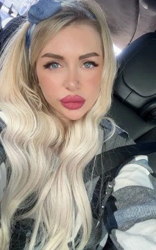 Sex seznamka, Ona hled� jeho - Nab�z�m sv�j an�l., 32 let, Praha a okol�