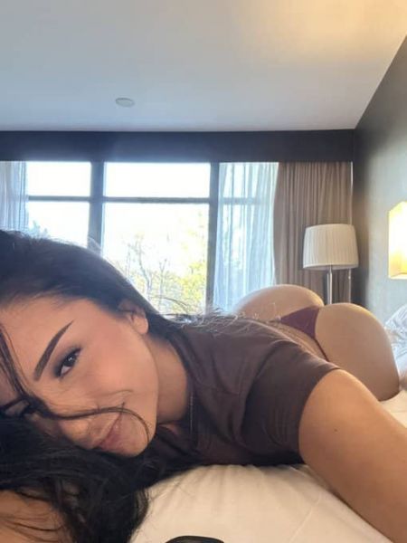 Sex seznamka, Ona hled� jeho - Erotick� mas�, 28 let, Kromeriz