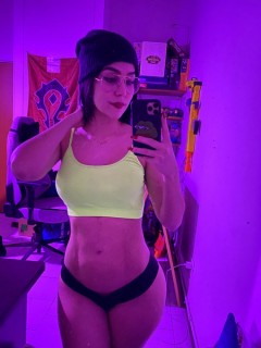 Sex seznamka, Ona hled� jeho - Chv�le sexu�ln�ho pot�en�, 28 let, Bohême du sud