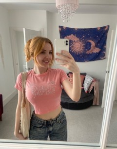 Sex seznamka, Ona hled� jeho - Sada sam dostupan, 28 let, Vsetin