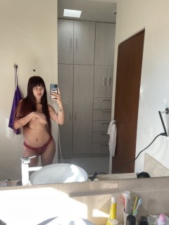 Sex seznamka, Ona hled� jeho - Disponible à +4915511826974, 28 let, Teplice