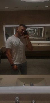 Sex seznamka, BDSM, fetish, perverz - Pou�it� oble�en� po mn� 😇, 24 let, Prague