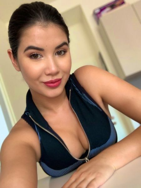 Sex seznamka, Ona hled� jeho - Disponible à +4915511826974, 28 let, Most