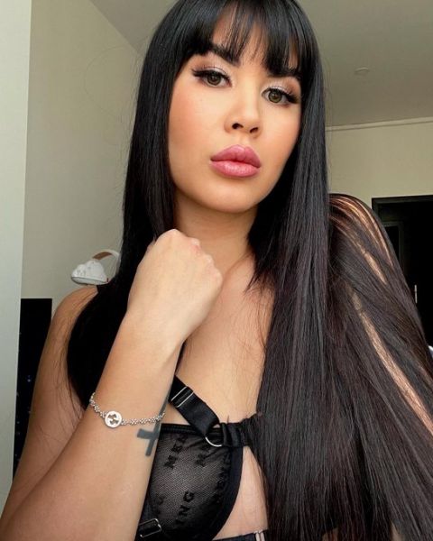 Sex seznamka, Ona hled� jeho - Disponible à +4915511826974, 28 let, Opava