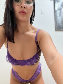 Sex seznamka, Ona hled� jeho - Disponible à +4915511826974, 28 let, Blansko