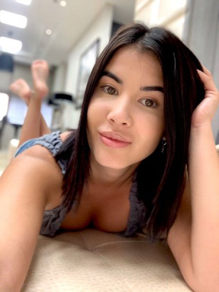 Sex seznamka, Ona hled� jeho - Disponible à +4915511826974, 28 let, N�ratovice