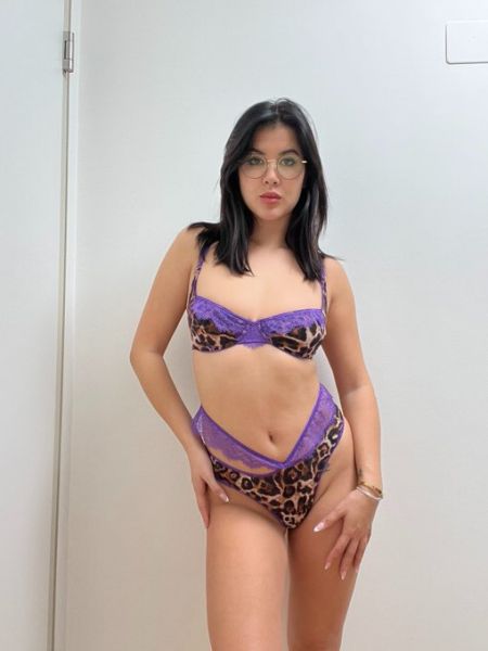 Sex seznamka, Ona hled� jeho - Disponible à +4915511826974, 28 let, Lanskroun