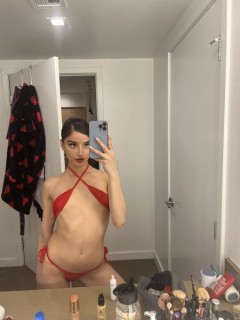 Sex seznamka, Ona hled� jeho - Erotick� sexu�ln� styk +39 378 039 5795, 29 let, Beroun