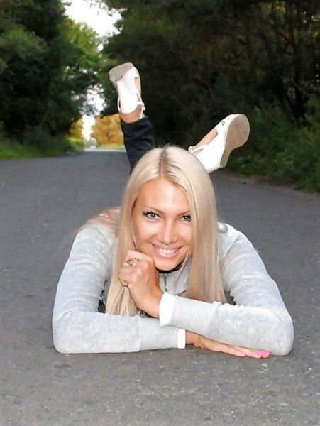 Sex seznamka, Ona hled� jeho - Luxusn� or�l v aut� s polyk�n�m., 36 let, okres: �st� nad Labem