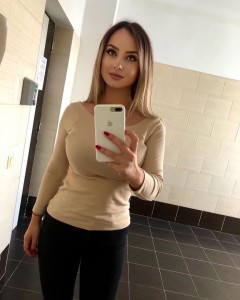 Sex seznamka, Ona hled� jeho - Multiorgastick� kundi�ka!!!, 38 let, Zl�n