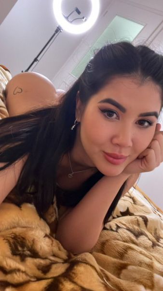 Sex seznamka, Ona hled� jeho - Jsem nyn� k dispozici +33 7 45 44 11 89, 29 let, Uvaly