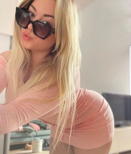 Sex seznamka, Ona hled� jeho - K dispozici pro sch�zku, 24 let, Zl�nsky