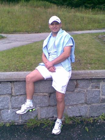 Sex seznamka, On hled ji - masaze pro zeny, 35 let, kraj: Krlovhradeck