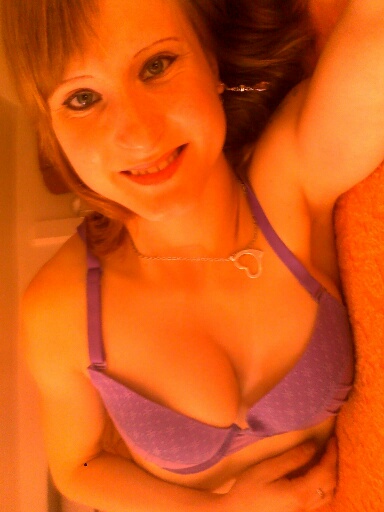 Sex seznamka, Swingers, vce ne 2 - Par hleda divku, 20 let, kraj: Plzesk