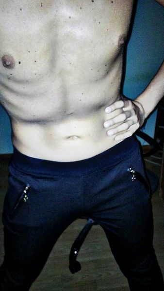 Sex seznamka, On hled jeho - diskrtn a na rovni, 21 let, kraj: Hl. m. Praha