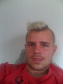 Sex seznamka, On hled ji - franqcis, 23 let, chlumec nad cidlinou