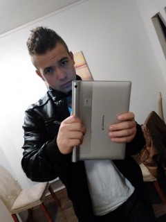 Sex seznamka, Ona hledá ji - hľadá nejaká dáma spoločnosť ?:), 25 let, kraj: Hl. m. Praha