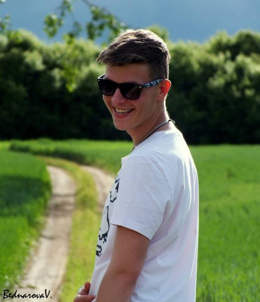 Sex seznamka, Ona hled jeho - Hledam, 19 let, Jalub