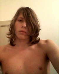 Sex seznamka, On hled ji - Mlad kluk, 18 let, Praha