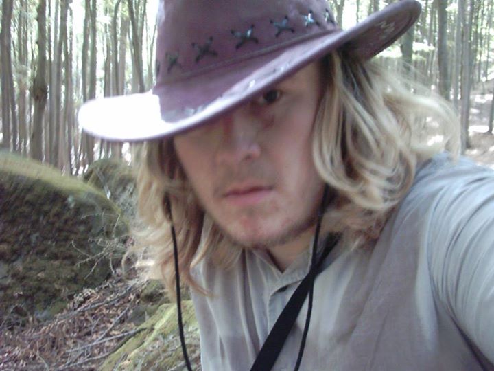 Sex seznamka, On hled ji - Ahoj, 18 let, kraj: Jihomoravsk