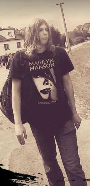 Sex seznamka, On hled ji - Hledm kamardku a uitelku, 18 let, Praha 1