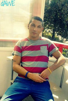 Sex seznamka, On hled jeho - masaze,sexik,mazleni,spolecnik, 22 let, kraj: Hl. m. Praha