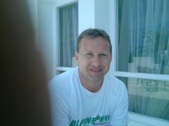 Sex seznamka, On hledá ji - Ahoj, kraj: Plzeňský