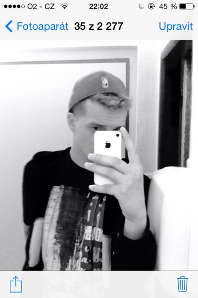 Sex seznamka, On hled jeho - kdo chce?, 19 let, Praha