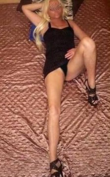 Sex seznamka, BDSM, fetish, perverz - Diana 49 let 178/70. Nabzm relax v diskr. byteku v Praze 5 Stodlky 3min. metro Hrka, pobl Rozvadovsk spojky. Se vm ti rda vypomohu, jsem trpliv a zkuen. Mohu nabdnout ve z klasiky, nebo meme prot rzn scne (zvrhl matka, vychovate