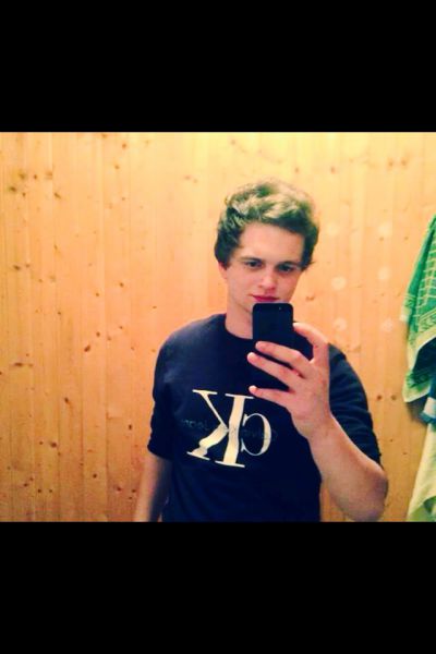 Sex seznamka, On hled jeho - Nabzm se, 18 let, kraj: Hl. m. Praha