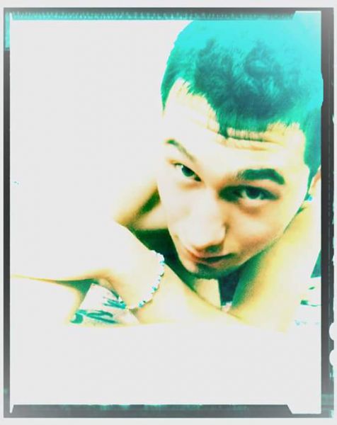 Sex seznamka, On hled� jeho - Mas chu�?, 25 let, kraj: Hl. m. Praha