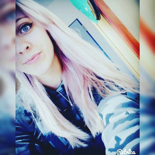 Sex seznamka, Ona hled jeho - Mlad studentka, ti to nato, 18 let, kraj: Hl. m. Praha