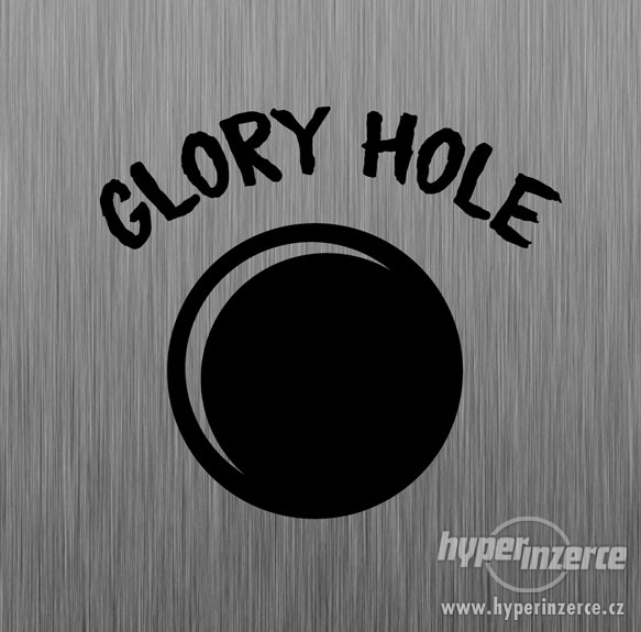 Sex seznamka, On hled jeho - Hledm nkoho kdo bude hodinu stt s kalhotama u kolen u m gloryhole, 30 let, Praha