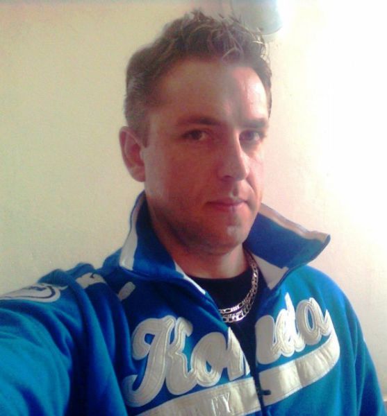 Sex seznamka, On hled ji - sex, 39 let, Brno