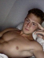 Sex seznamka, On hled jeho - Petr Gay, 21 let, kraj: Hl. m. Praha