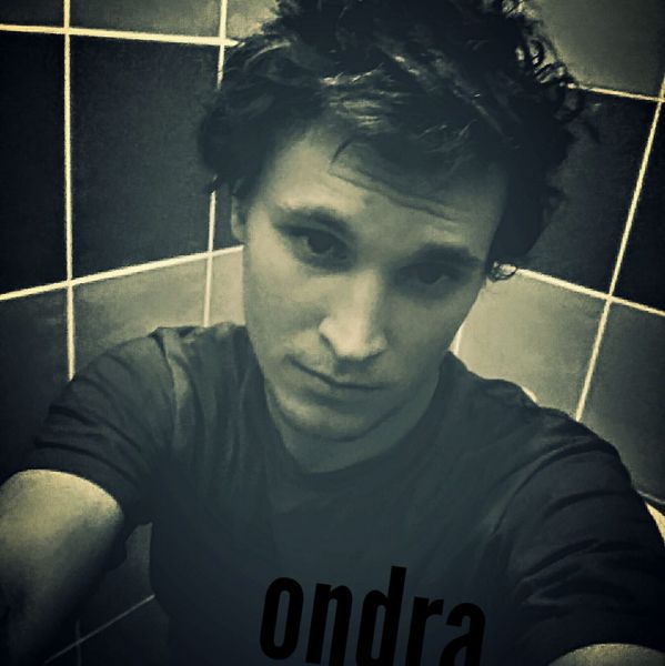 Sex seznamka, On hled� ji - Nab�z�m erotick� slu�by, 25 let, Liberec