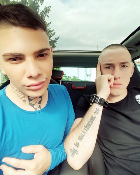 Sex seznamka, On hled jeho - Trojka, 22 let, kraj: Stedoesk