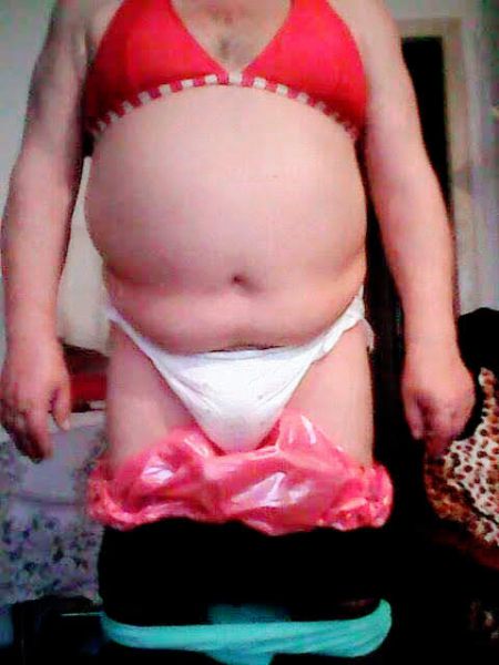 Sex seznamka, BDSM, fetish, perverz - Mimco devka na cokoliv, 60 let, Praha